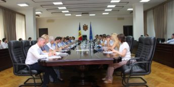 CCI a RM promovează reducerea costurilor aferente utilizării semnaturii electronice în procedura de vămuire