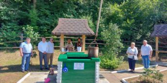 O fântână cu ciutură a prins din nou viață pe traseul Ungheni – Chișinău