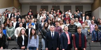 Campania „De 105 ani împreună dezvoltăm afaceri” inițiată de CCI a RM a ajuns la peste 500 de studenți din țară