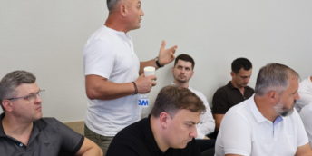 Masa rotundă: Probleme și soluții pentru producătorii de energie din surse regenerabile